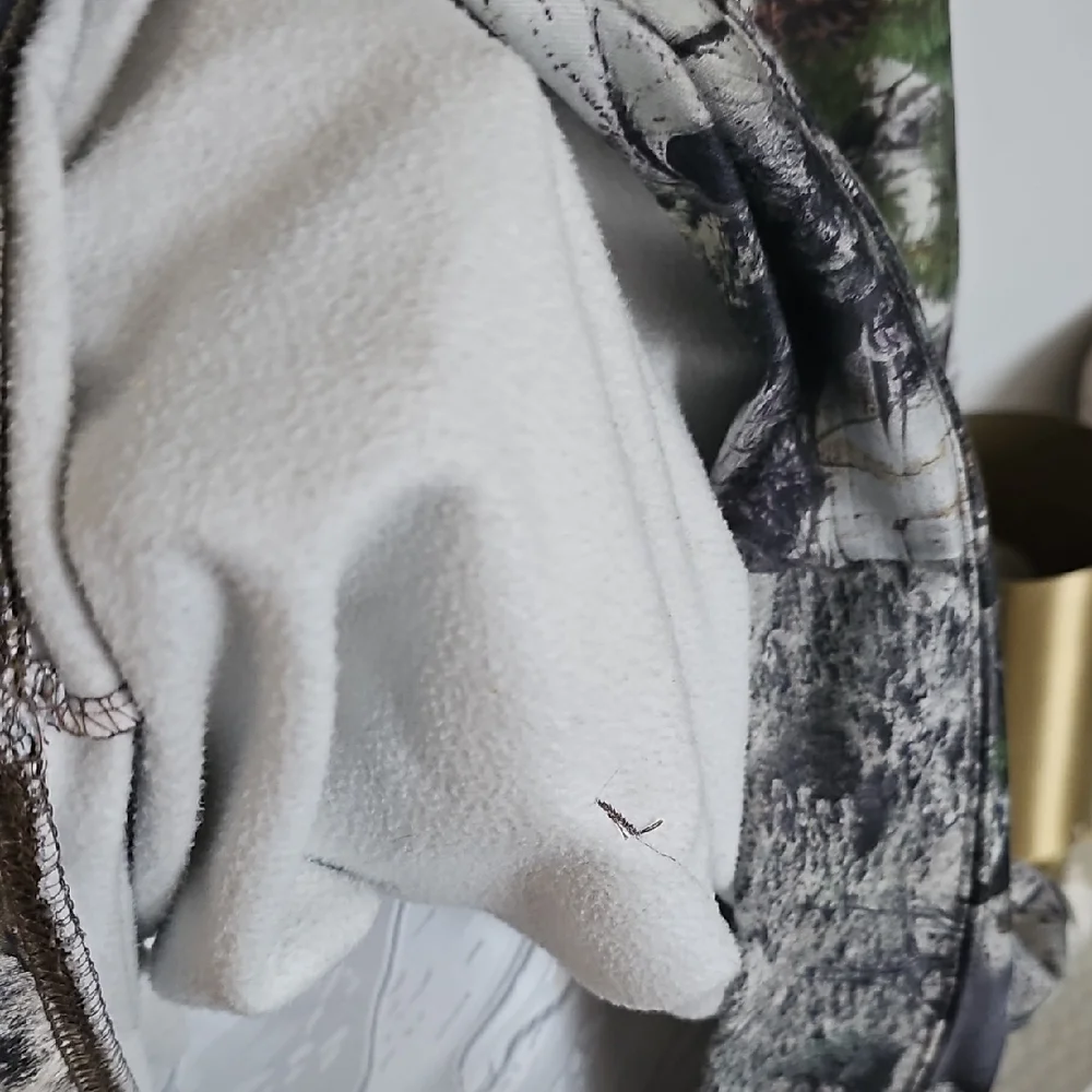 Mossy Oak Forest Camo Hoodie - Picture 7 of 9